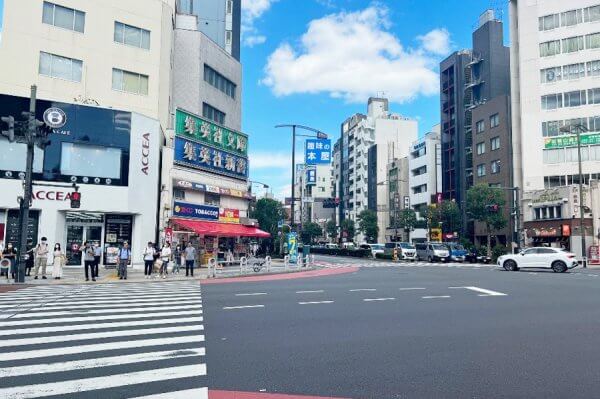 神保町交差点